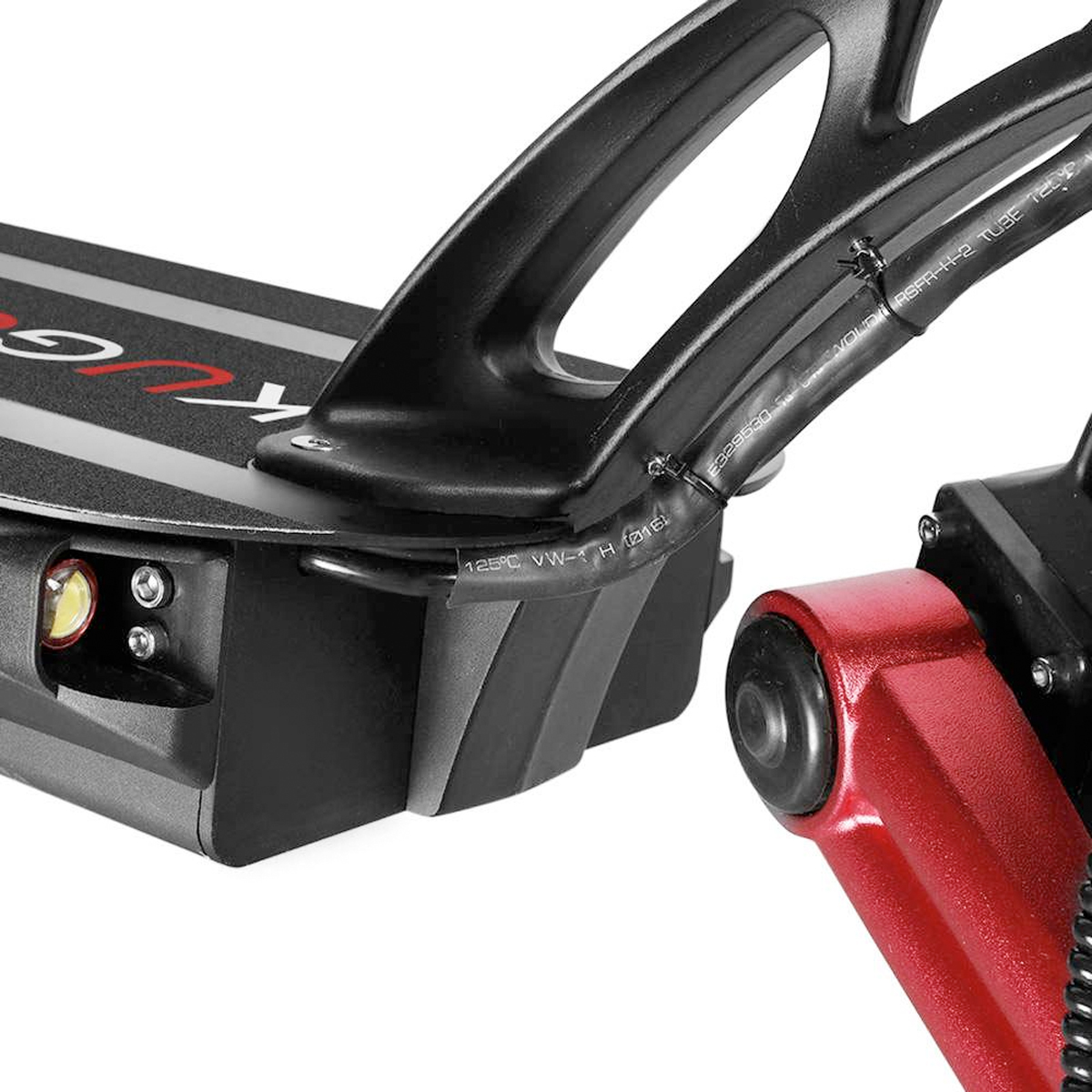 3CFE2AC7-2697-4880-8C8A-BBBE0531EB43